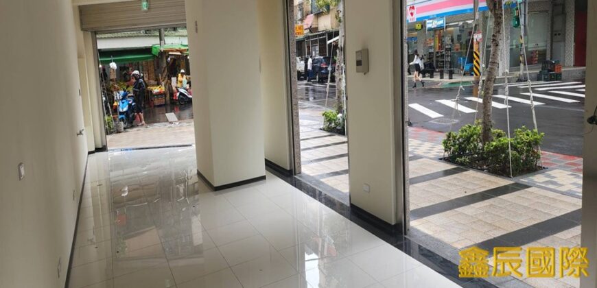 B06835 租~北投區店面