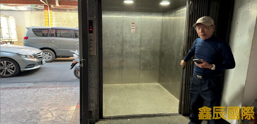 B06915 租~樹林三角窗廠辦