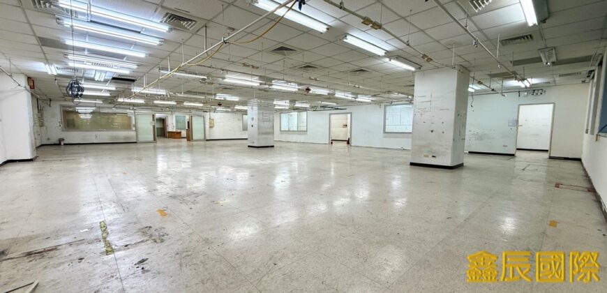 B06896 租~新莊輔大捷運廠辦