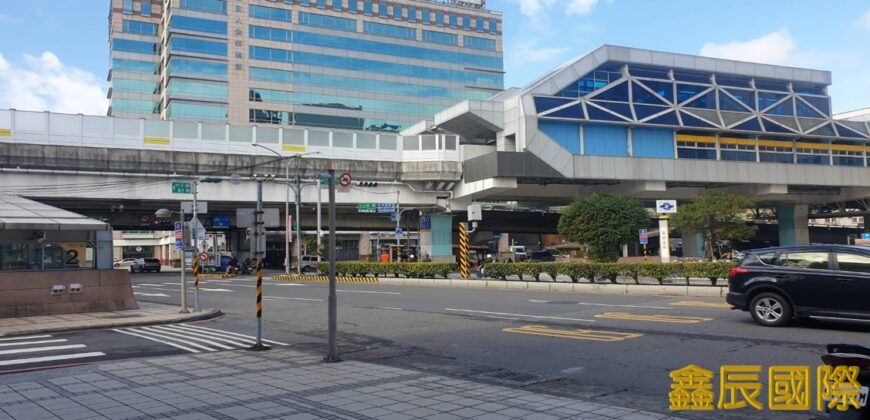 A7753 售~雙捷運頭前庄廠店