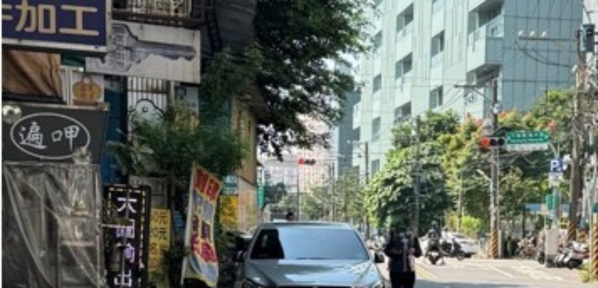 A7843 售~板橋廠房