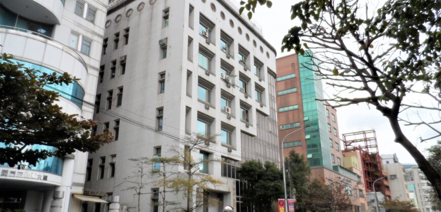 A7520 售~新北企業總部